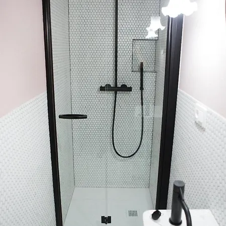Codelli Deluxe Centre Apartment