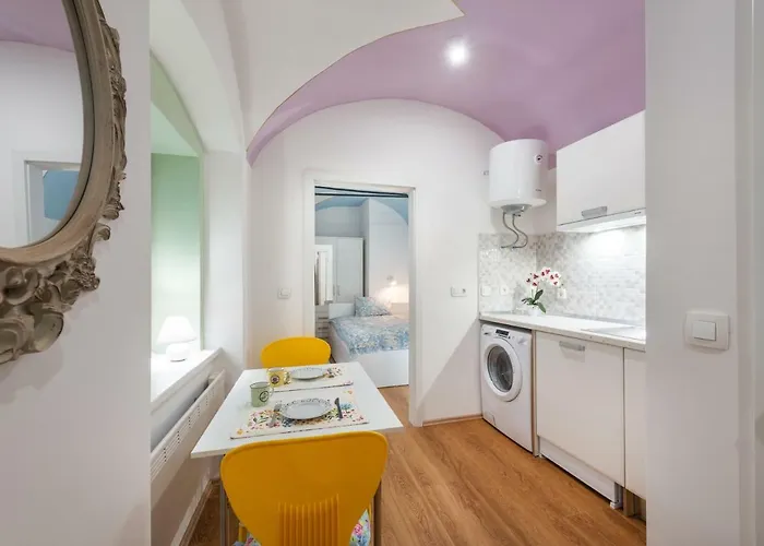 Codelli Deluxe Centre Appartamento *